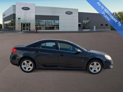 Used 2009 Pontiac G6 Sedan w/ Preferred Package image 9