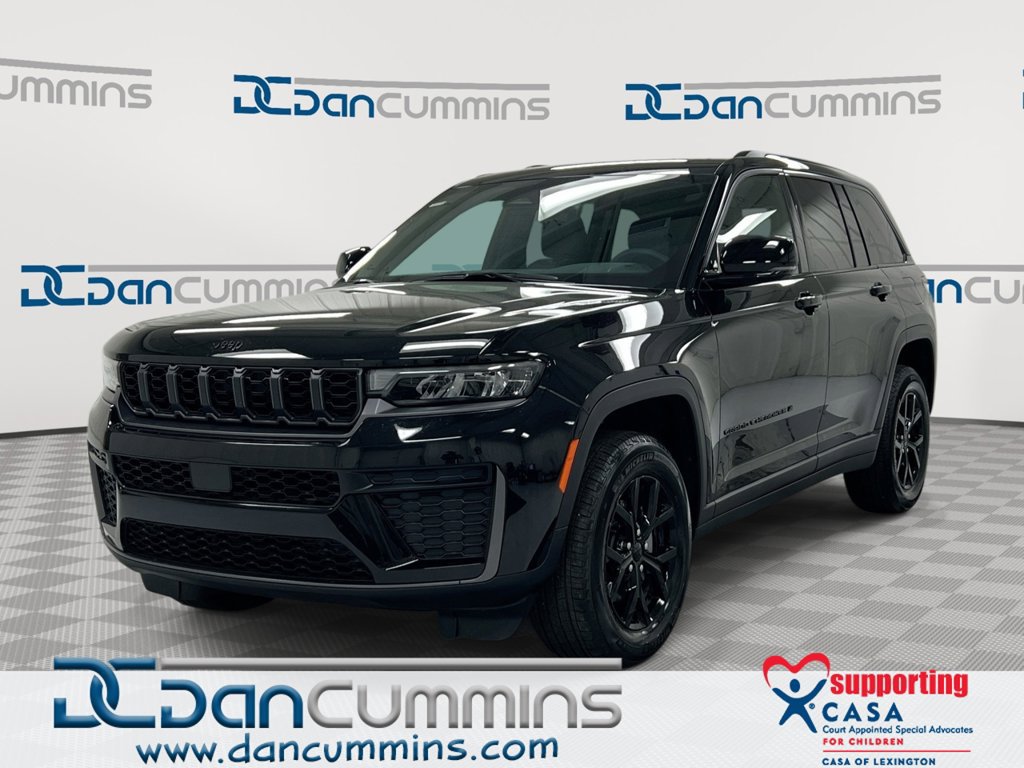 New 2026 Jeep Grand Cherokee Altitude RWD image 1
