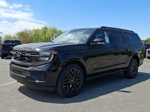 New 2026 Ford Expedition Max Platinum AWD/4WD image 2