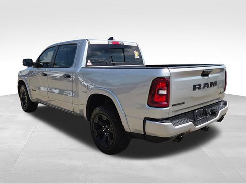 Used 2025 RAM 1500 Big Horn AWD/4WD image 5