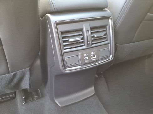 New 2025 Subaru Forester Limited image 7