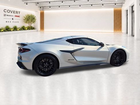 Used 2023 Chevrolet Corvette Z06 w/ Engine Appearance Package RWD image 15