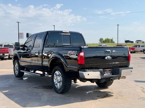 Used 2016 Ford F250 Lariat w/ Lariat Ultimate Package AWD/4WD image 3