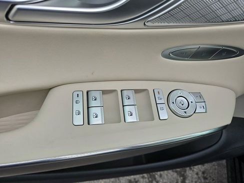 Used 2026 Genesis GV70 2.5T Select AWD/4WD image 18