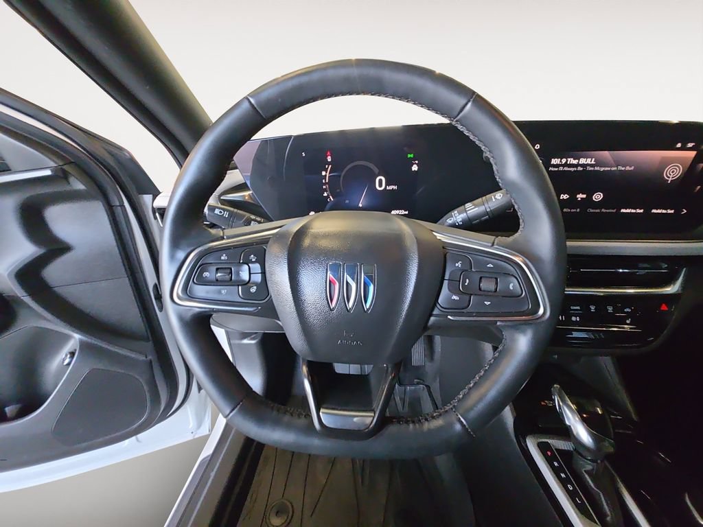 Certified 2024 Buick Envista Avenir FWD image 19