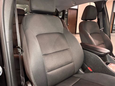 Used 2020 Chevrolet Malibu LT image 13