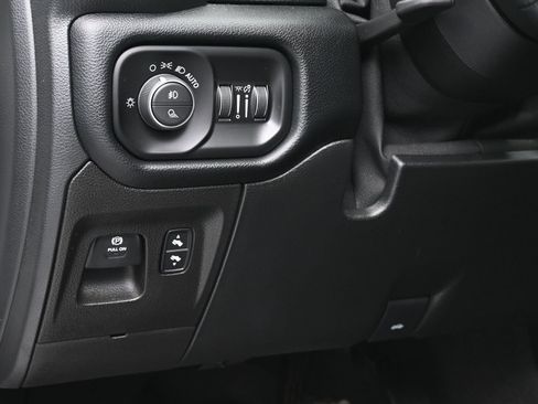 Used 2021 RAM 1500 Laramie AWD/4WD image 23