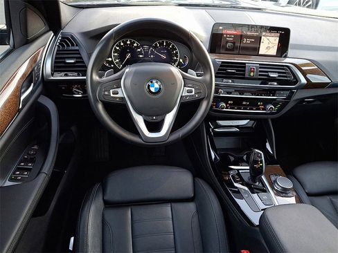 Used 2019 BMW X4 xDrive30i image 3