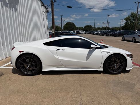 Used 2017 Acura NSX AWD/4WD image 8