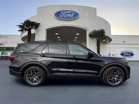 Certified 2025 Ford Explorer ST w/ Sun And Sound Package image 5