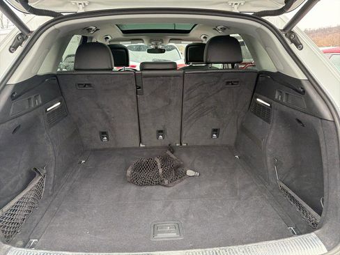 Used 2018 Audi Q5 Prestige image 11