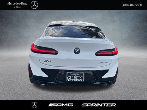 Used 2025 BMW X4 xDrive30i w/ Premium Package image 4