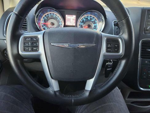 Used 2012 Chrysler Town & Country Touring w/ Entertainment Group #1 image 23