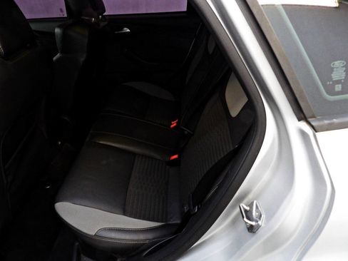 Used 2013 Ford Focus ST FWD image 10
