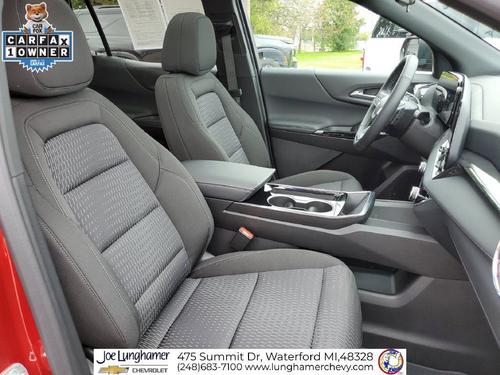 Certified 2025 Chevrolet Equinox LT AWD/4WD image 30