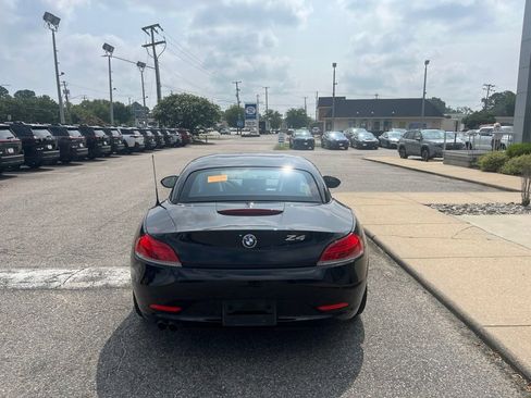 Used 2009 BMW Z4 sDrive30i RWD image 5