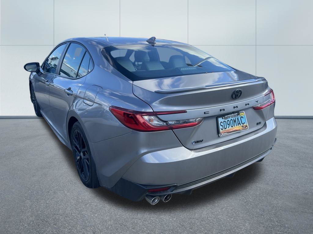 Used 2025 Toyota Camry SE w/ Convenience Package FWD image 5