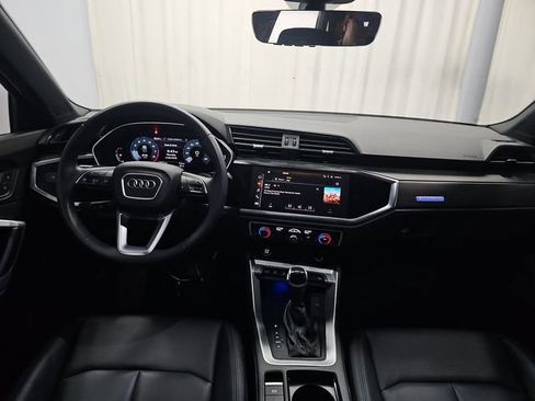 Used 2024 Audi Q3 2.0T Premium Plus image 6