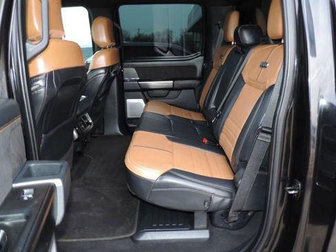 Used 2023 Ford F350 Platinum w/ FX4 Off-Road Package image 25