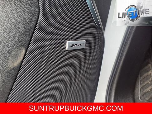 Used 2025 GMC Yukon Denali image 26