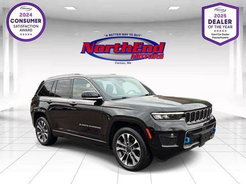 Used 2023 Jeep Grand Cherokee Overland w/ Luxury Tech Group IV AWD/4WD image 1