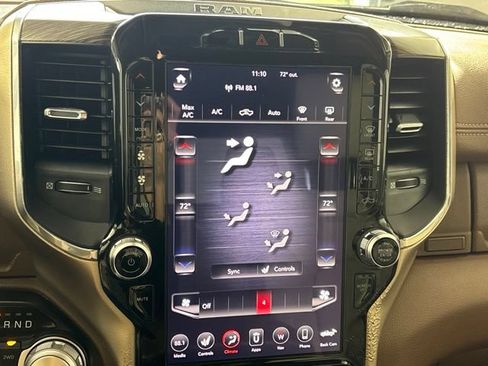 Used 2019 RAM 1500 Laramie AWD/4WD image 40