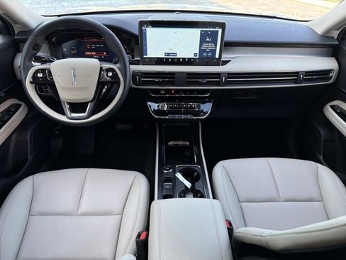New 2026 Lincoln Corsair Premiere FWD image 22