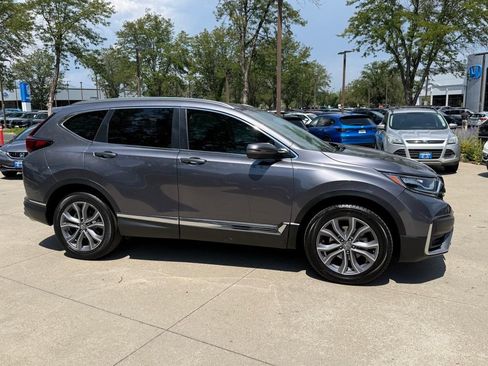 Used 2020 Honda CR-V Touring image 3
