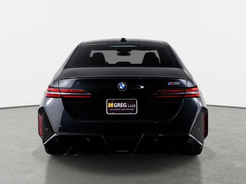 Used 2025 BMW M5 w/ Executive Package AWD/4WD image 8
