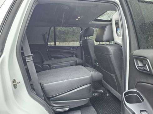 Used 2019 Chevrolet Tahoe LT image 12