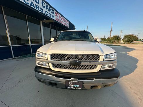 Used 2005 Chevrolet Avalanche Z66 w/ Sun And Sound Package image 8