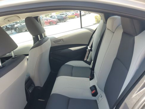 Certified 2025 Toyota Corolla LE FWD image 10