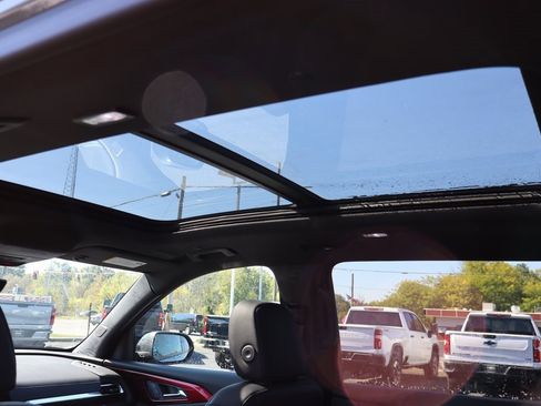 New 2026 Chevrolet Traverse Z71 w/ Enhanced Driving Package image 23