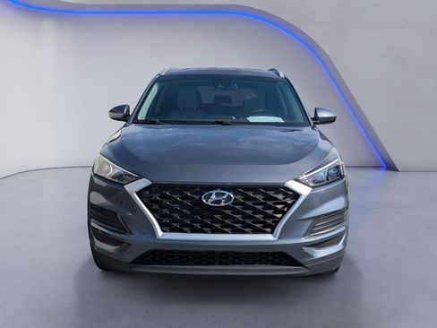 Used 2019 Hyundai Tucson Value w/ Cargo Package FWD image 3