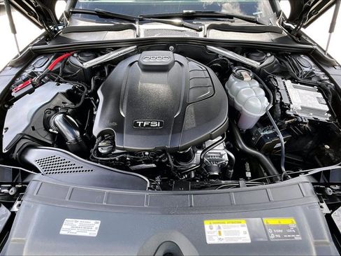 Used 2020 Audi A4 2.0T Premium w/ Convenience Package image 11