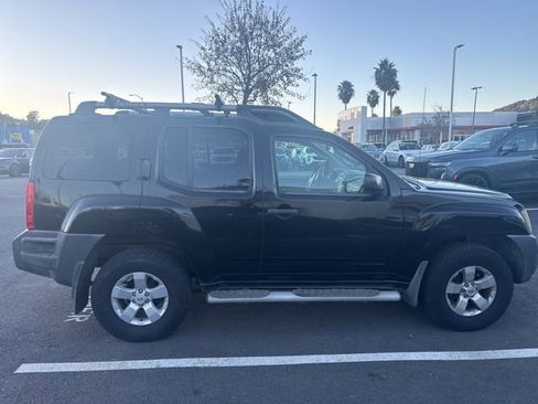 Used 2010 Nissan Xterra S image 2