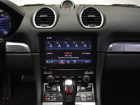 Used 2018 Porsche 718 Cayman GTS RWD image 19