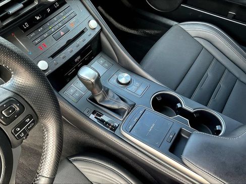 Used 2022 Lexus RC 350 F Sport RWD image 18