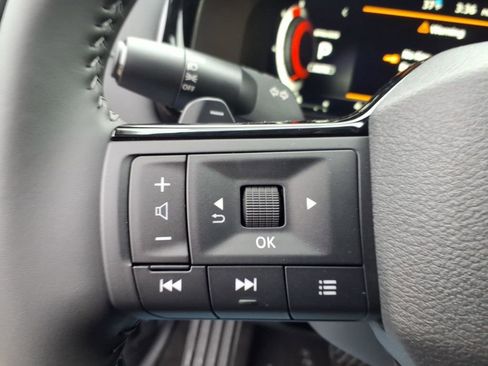 New 2026 Nissan Pathfinder SL image 20