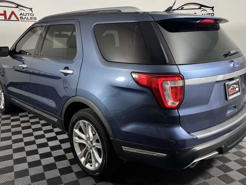 Used 2018 Ford Explorer Limited FWD image 4