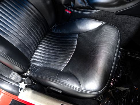 Used 2002 Chevrolet Corvette Z06 w/ Memory Pkg image 27