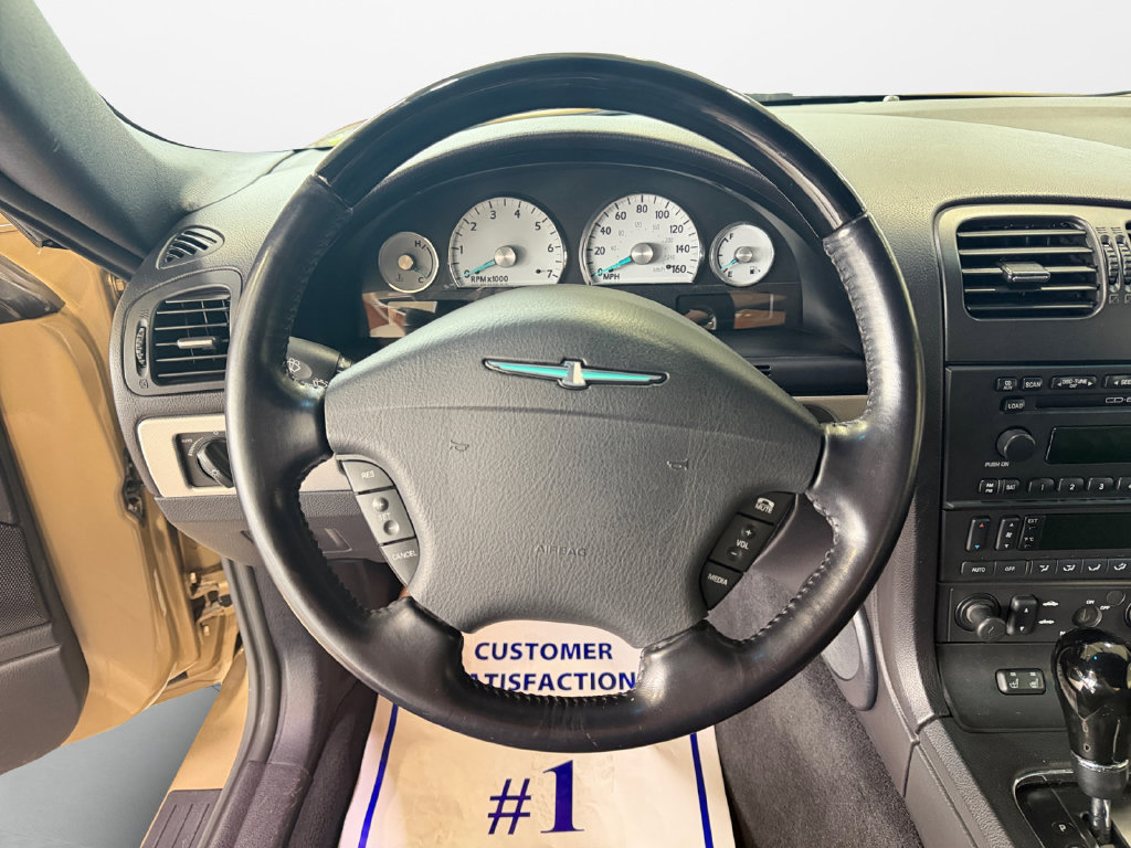Used 2005 Ford Thunderbird RWD image 14