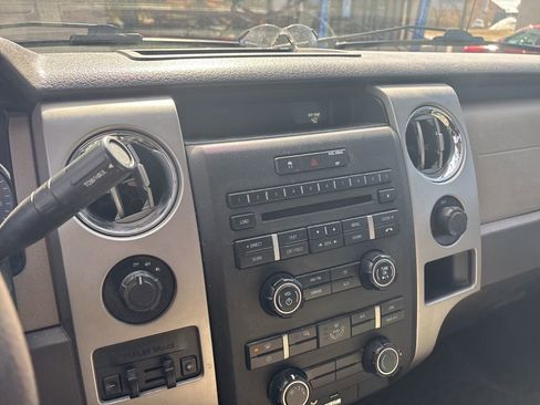 Used 2010 Ford F150 XLT image 23