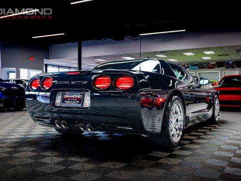 Used 2003 Chevrolet Corvette Z06 w/ Memory Package, 3 Drivers image 19