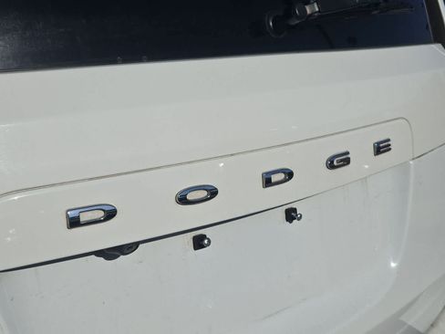 Used 2018 Dodge Grand Caravan SXT FWD image 12