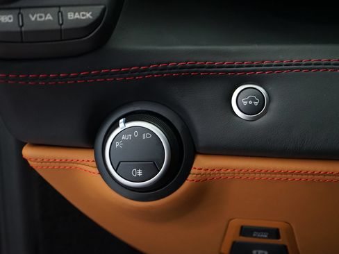 Used 2019 Ferrari 488 GTB RWD image 22
