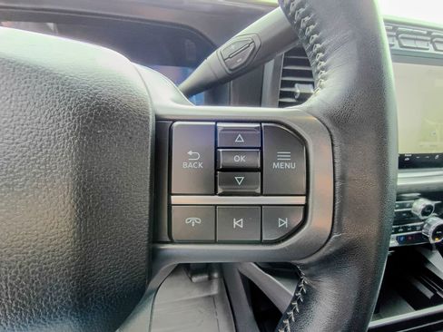 Used 2024 Ford F350 Lariat w/ Lariat Ultimate Package AWD/4WD image 16