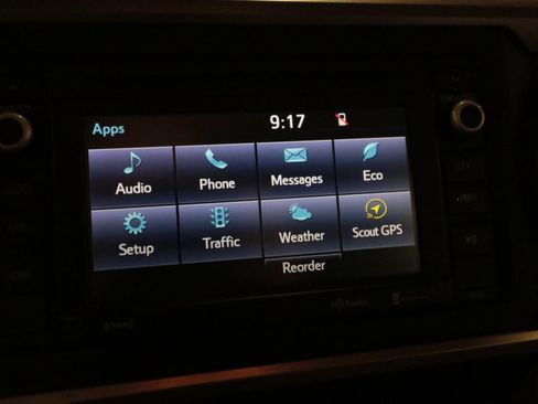 Used 2018 Toyota Tacoma SR5 image 21