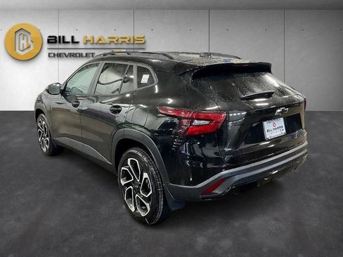 New 2026 Chevrolet Trax RS w/ Sunroof Package FWD image 12