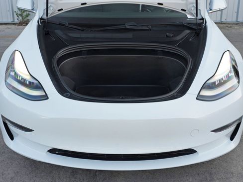 Used 2018 Tesla Model 3 Long Range image 7